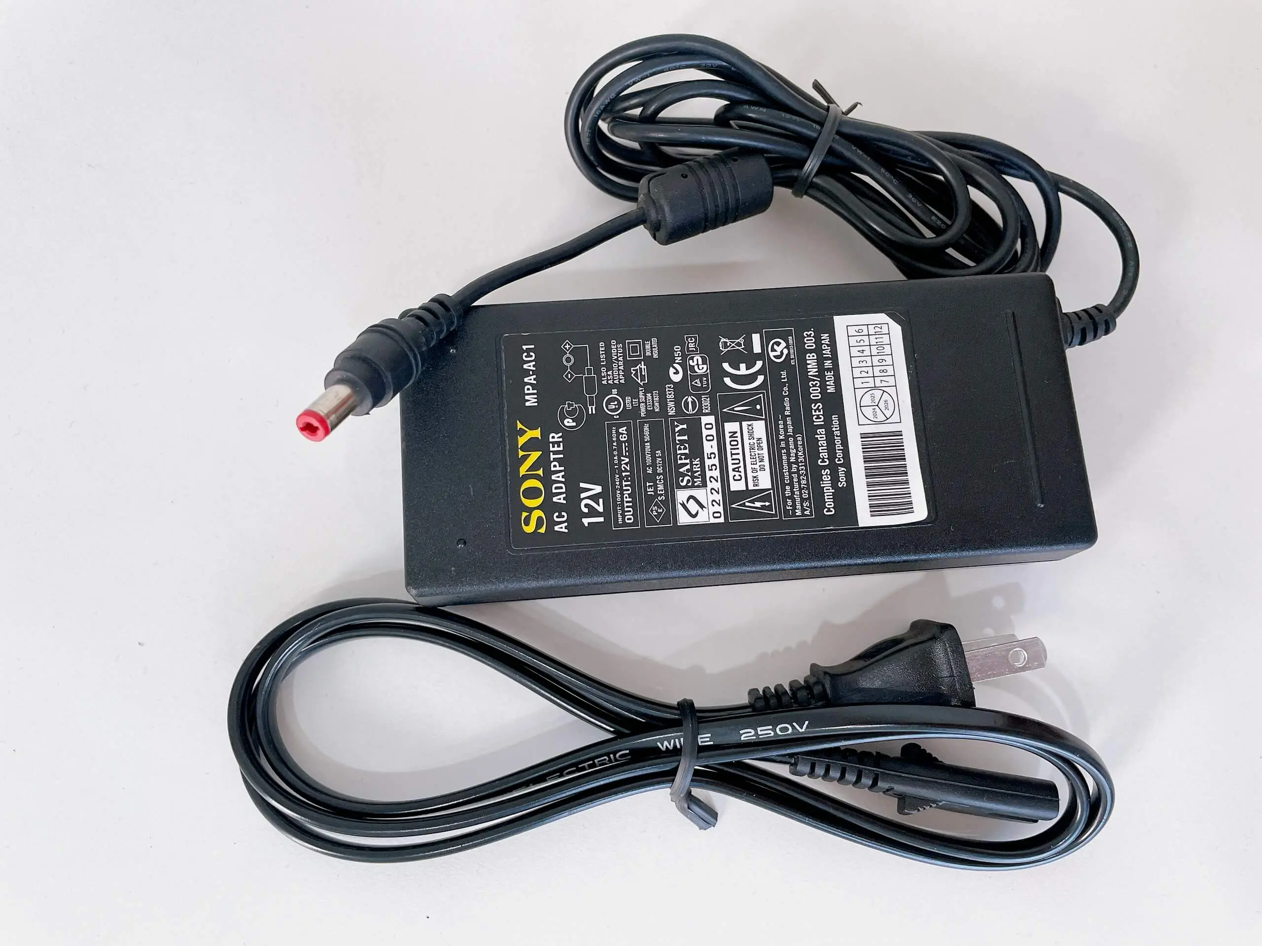 ADAPTER SONY 12V-6A DÙNG CHO ĐẦU GHI + LCD